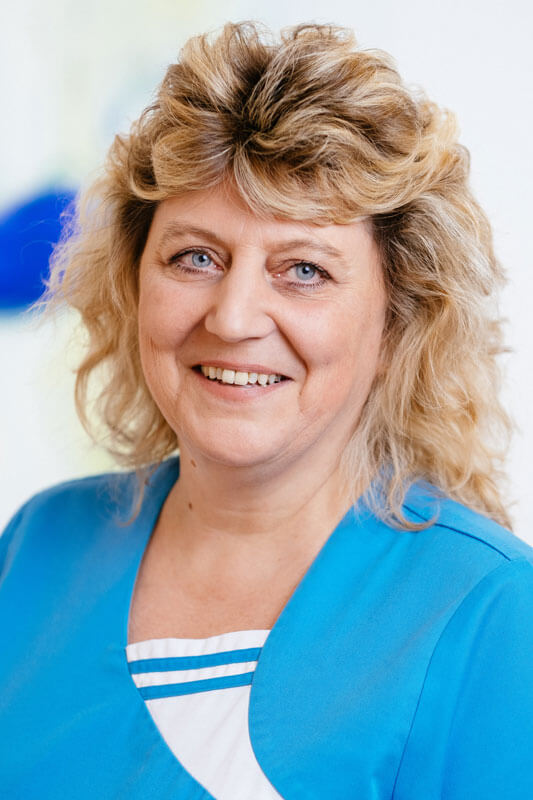 Cornelia Ratzman Dentalhygienikerin in der Zahnartztpraxis Katerina Luyken in Grunewald